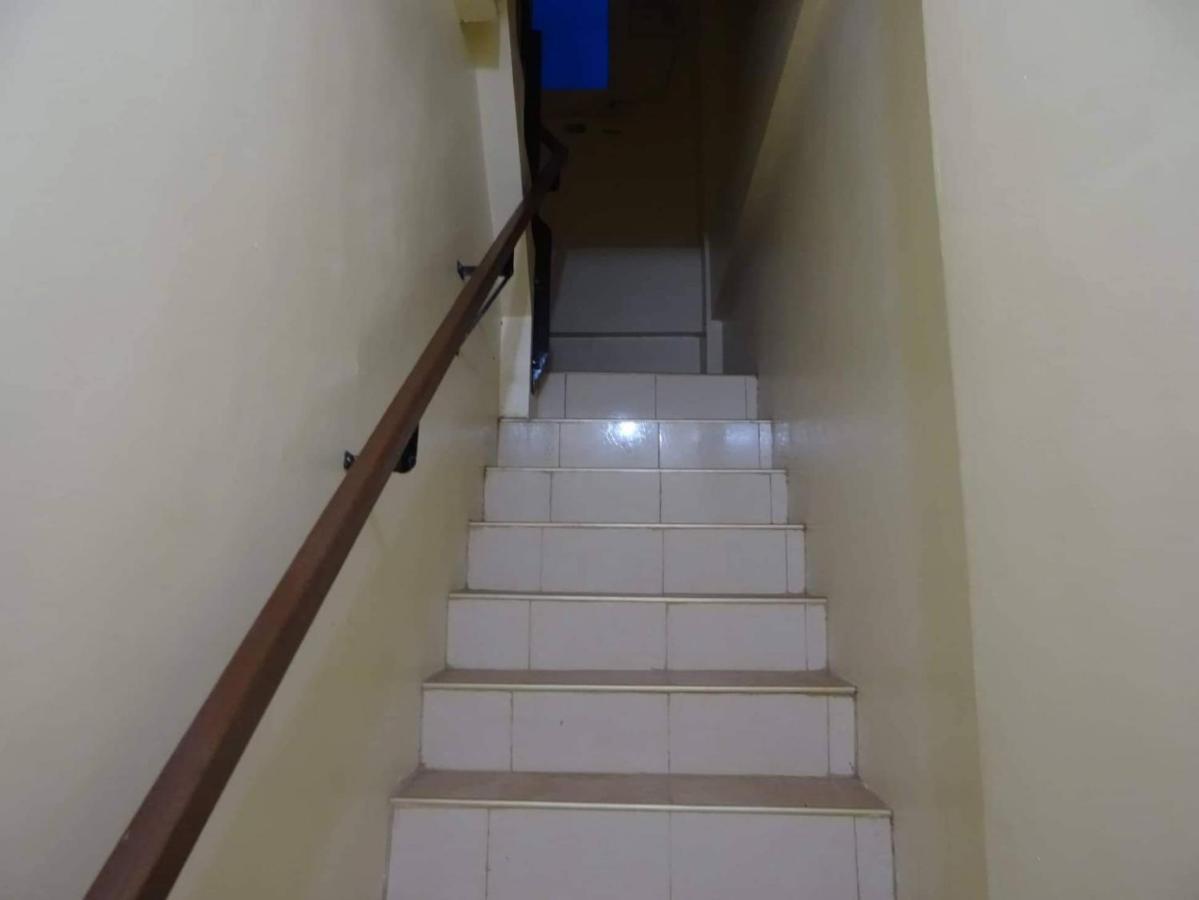 Julz Tropical Apartments اولونجابو المظهر الخارجي الصورة
