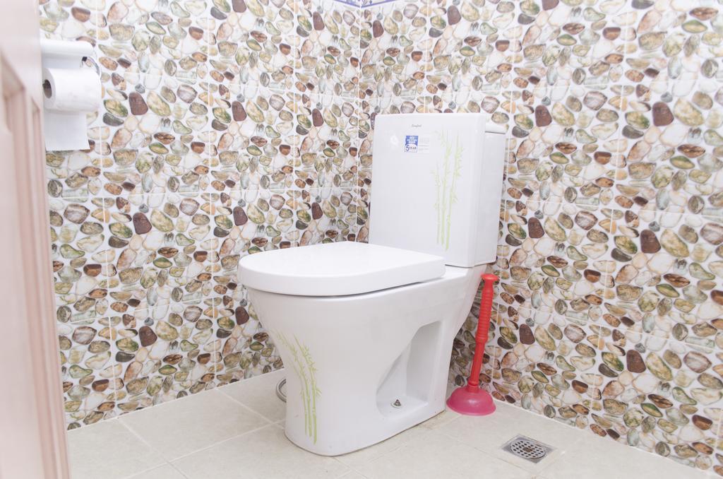 Julz Tropical Apartments اولونجابو المظهر الخارجي الصورة